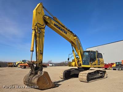 2017 Komatsu PC490LC-11 Excavator