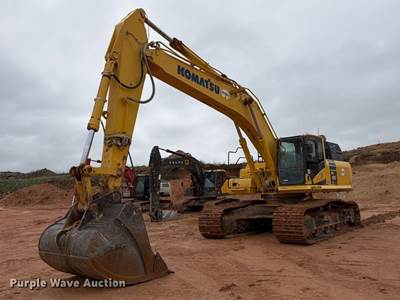 2018 Komatsu PC490LC-11 Excavator