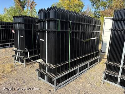 (22) 2024 Eingp F10 Fence Panels