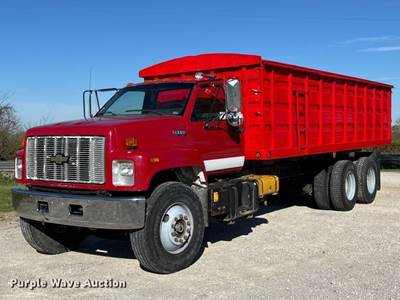 1990 GMC C7 Grain Truck