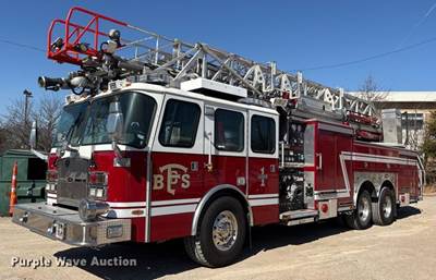 2013 E-One Cyclone Ladder Fire Truck