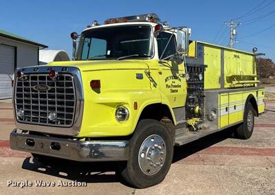 1977 Ford 9000 Pumper Fire Truck