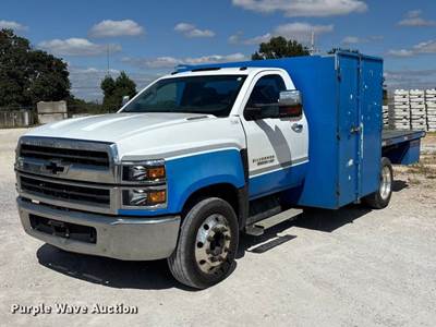 2021 Chevrolet Silverado 5500 HD Flatbed Truck