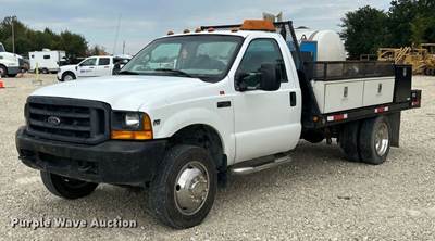 2000 Ford F450 Super Duty Flatbed Truck