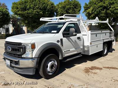 2022 Ford F450 Super Duty Flatbed Truck