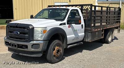 2016 Ford F550 Super Duty Flatbed Truck