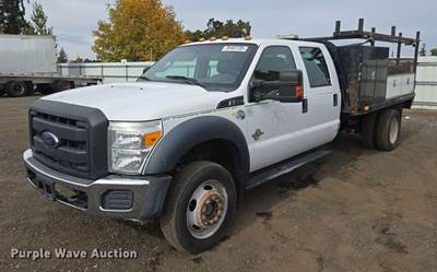 2015 Ford F550 Crew Cab Flatbed Truck
