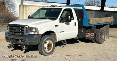 2004 Ford F550 XL Super Duty Dump Flatbed Truck