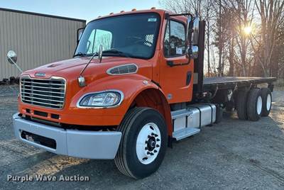 2017 Freightliner Business Class M2 Flatbed Truck