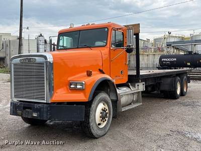 1993 Freightliner Flatbed Truck