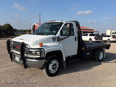 2007 GMC C5500 Flatbed Truck