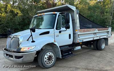 2006 International 4300 Dump Flatbed Truck