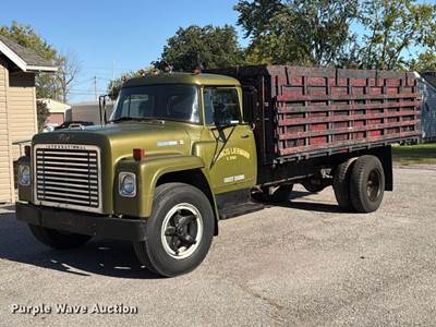 1973 International Loadstar 1600 Dump Flatbed Truck