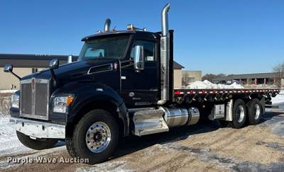 2020 Kenworth T880 Flatbed Truck