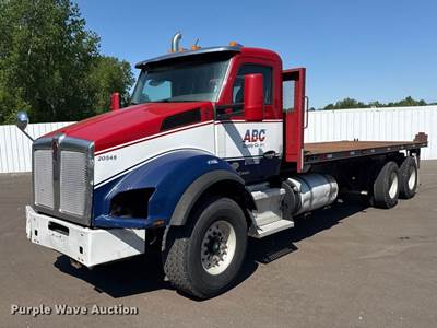 2015 Kenworth T880 Flatbed Truck