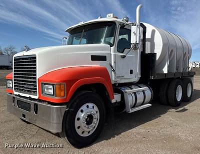 2011 Mack CHU613 Flatbed Truck