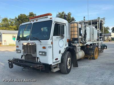 2013 Peterbilt 320 Paint Striper Truck