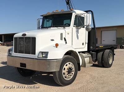 2002 Peterbilt 330 Flatbed Truck
