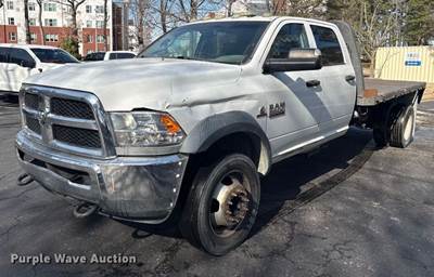 2015 Ram 5500 Crew Cab Flatbed Truck