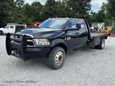2014 Ram 5500 Crew Cab Flatbed Truck