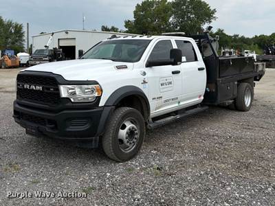 2022 Ram 5500 Crew Cab Flatbed Truck