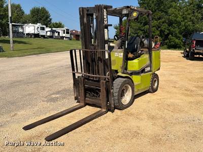 Clark CGP-30 Forklift