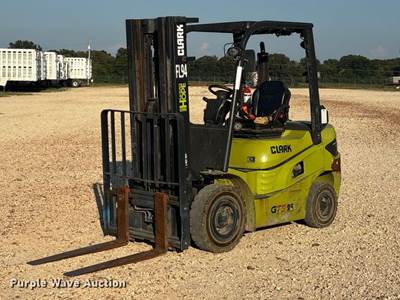 Clark GTS25D Forklift