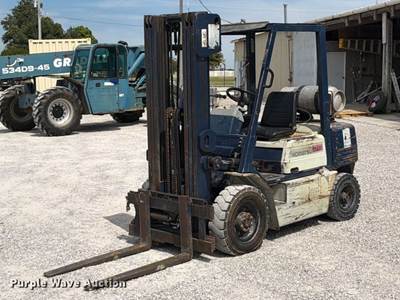 Komatsu FG25ST11 Forklift