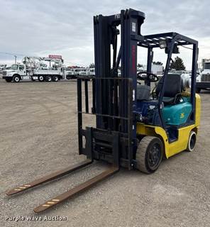 Komatsu FG25ST-12 Forklift