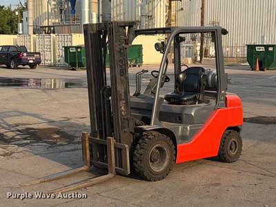 Toyota 8FGU25 Forklift