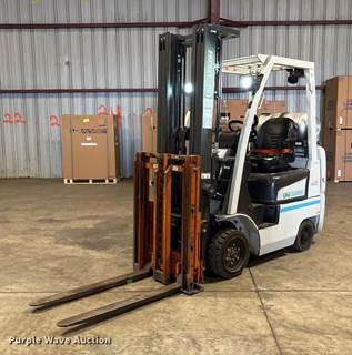 2017 Unicarriers CFS40 Forklift