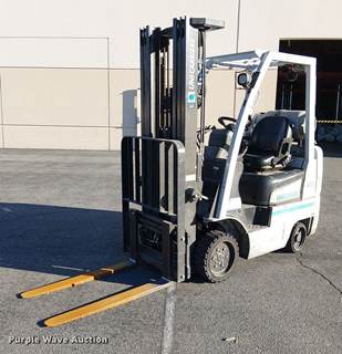 2017 Unicarriers CFS40 Forklift