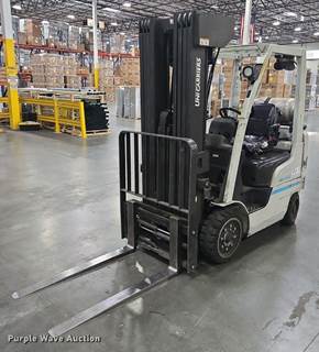2018 Unicarriers CSF40 Forklift