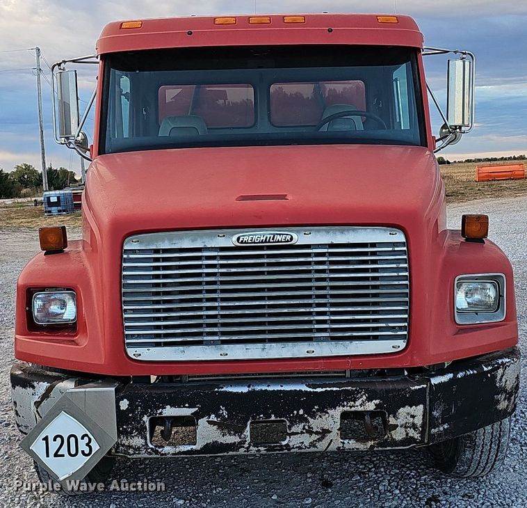 1999 Freightliner FL70 Fuel Truck For Sale, 15,347 Hours Gibbon, NE