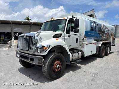 2010 International SF525 Fuel / Lube Truck