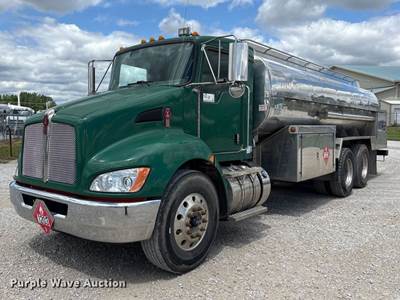2014 Kenworth T370 Fuel Truck