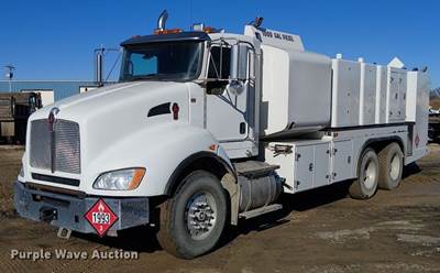 2018 Kenworth T440 Fuel / Lube Truck