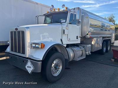 2013 Peterbilt 367 Fuel Truck