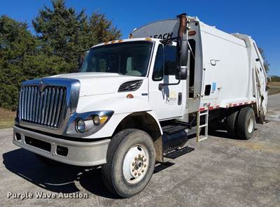 2008 International 7300 Refuse Truck