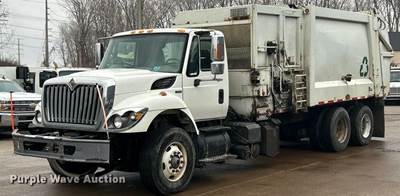2009 International 7400 Sba Refuse Truck
