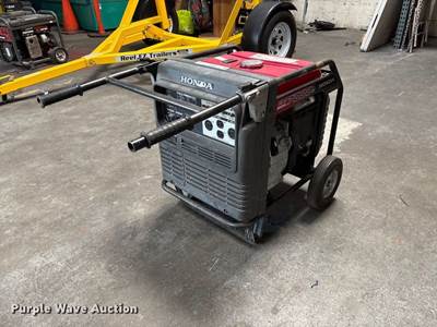2010 Honda EM7000is Generator
