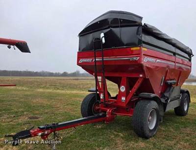 Brent 657 Gravity Wagon