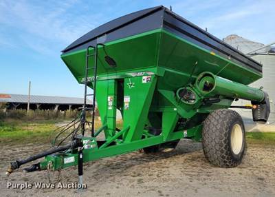 2013 Brent 882 Grain Cart