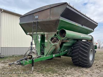 Brent V1100 Grain Cart