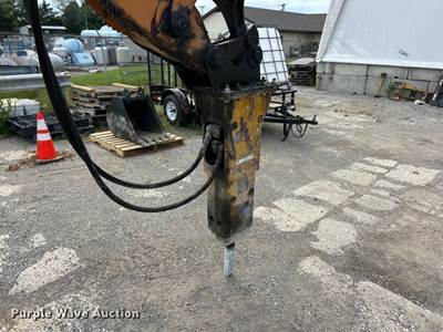 Indeco HP1000 Breaker