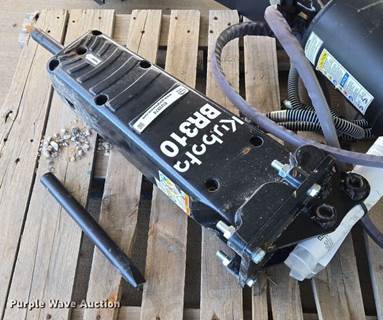 Kubota BR310 Breaker