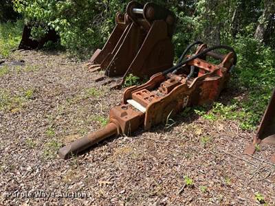 Excavator Breaker