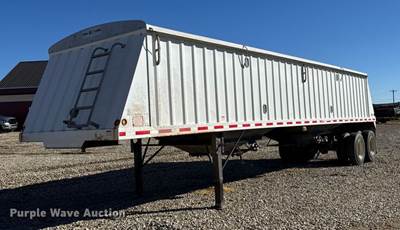 2016 Neville Built Grain Trailer