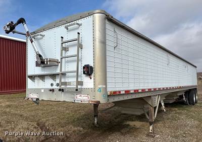 1993 Wilson Pacesetter Grain Trailer