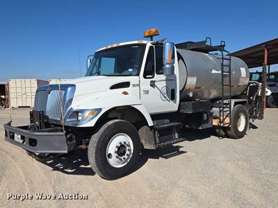 2007 International 7300 Oil Distributor Truck